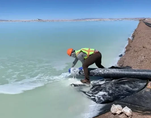 Открытый соленый источник